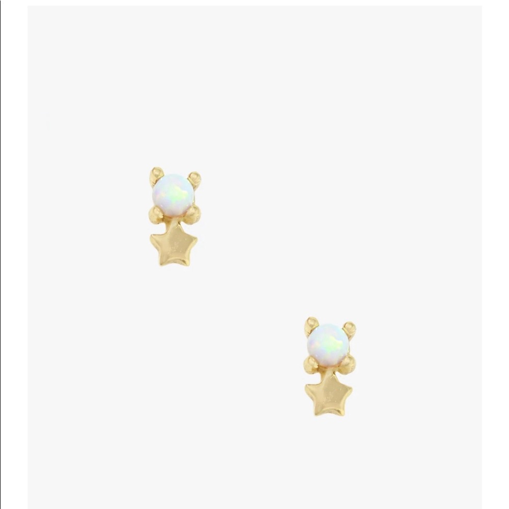 Cupcakes and Cashmere Sabrina stud earrings NEW